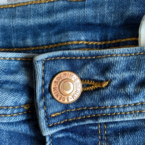 BLUENOTES AND H&M BLUE JEAN MINI SHORTS BUNDLE - Picture 5 of 9